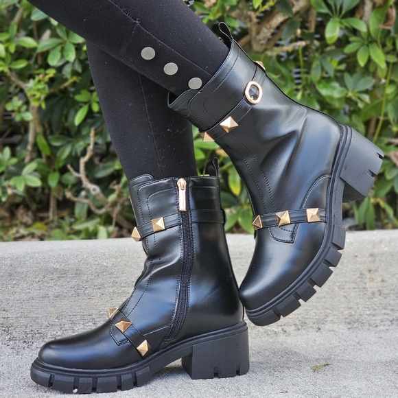 Shoes - Women's Black Pyramid Stud Ankle Combat Boot